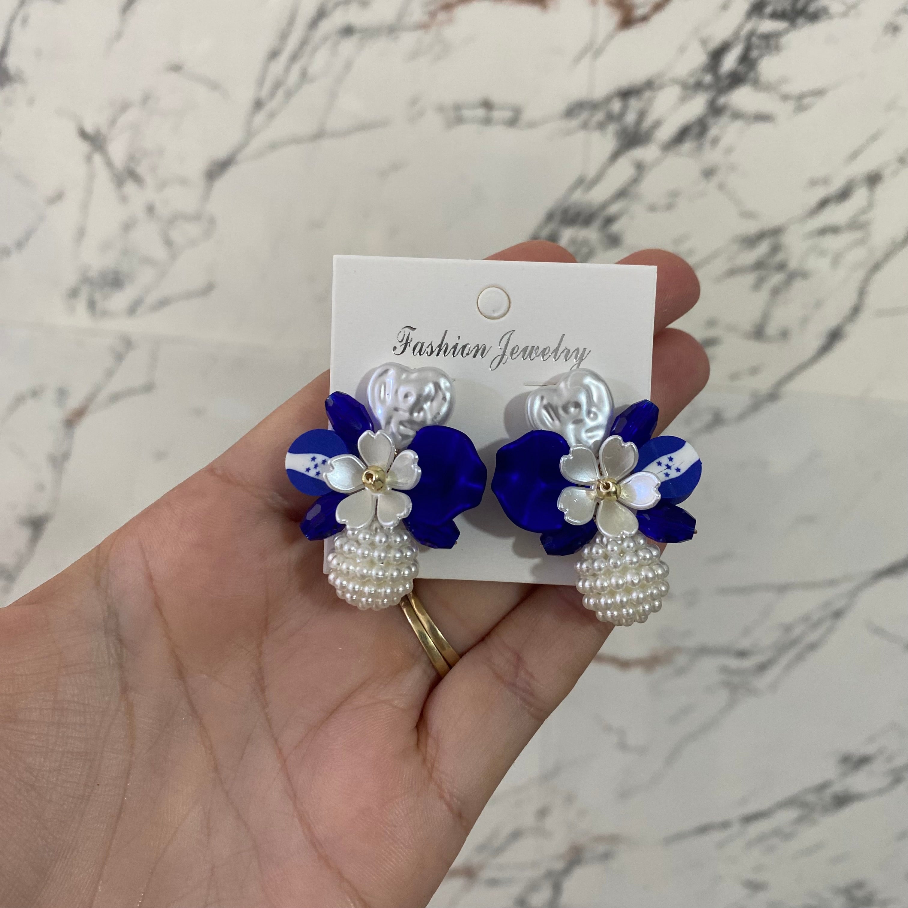 Aretes con bandera de Honduras