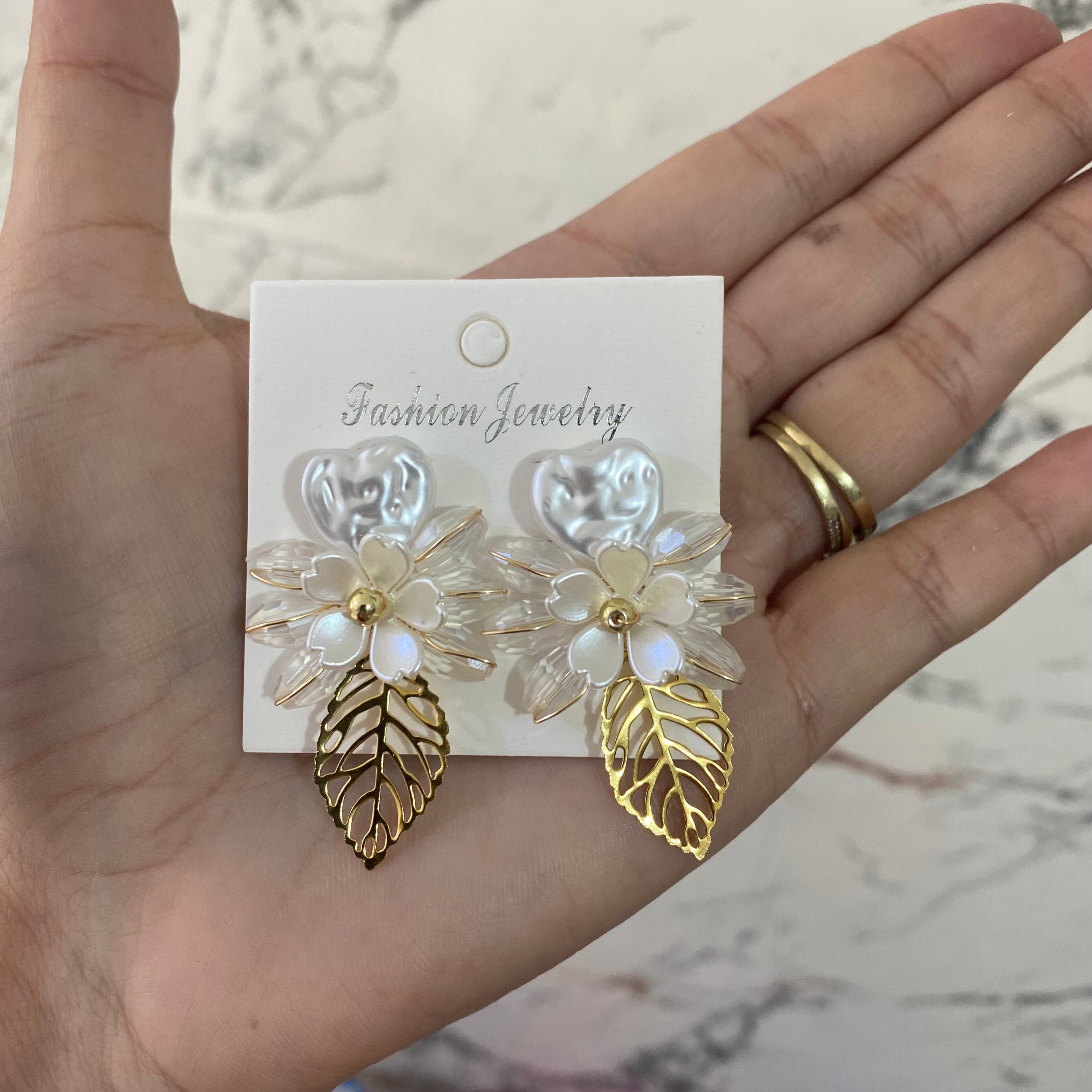 Aretes con Hoja
