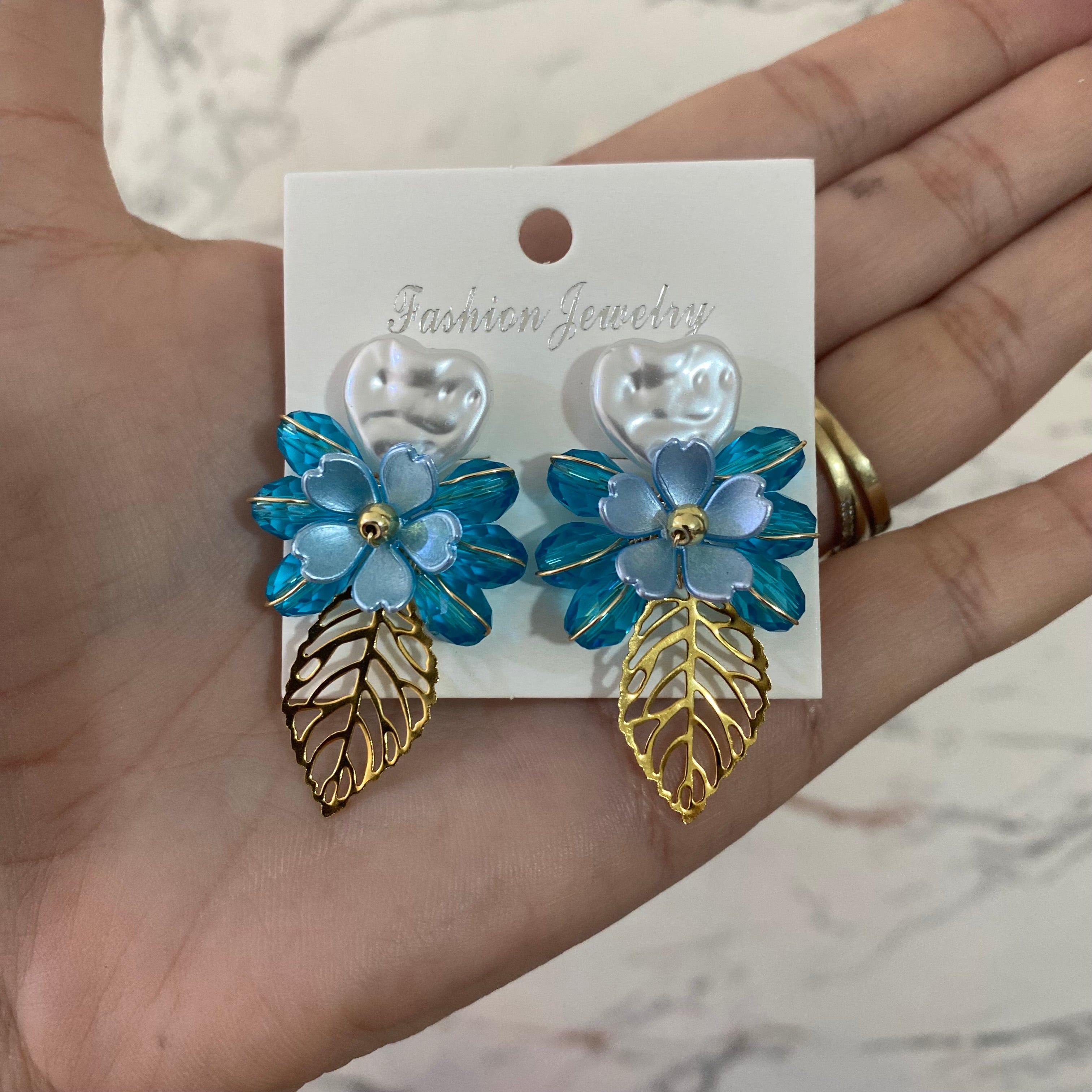 Aretes con Hoja
