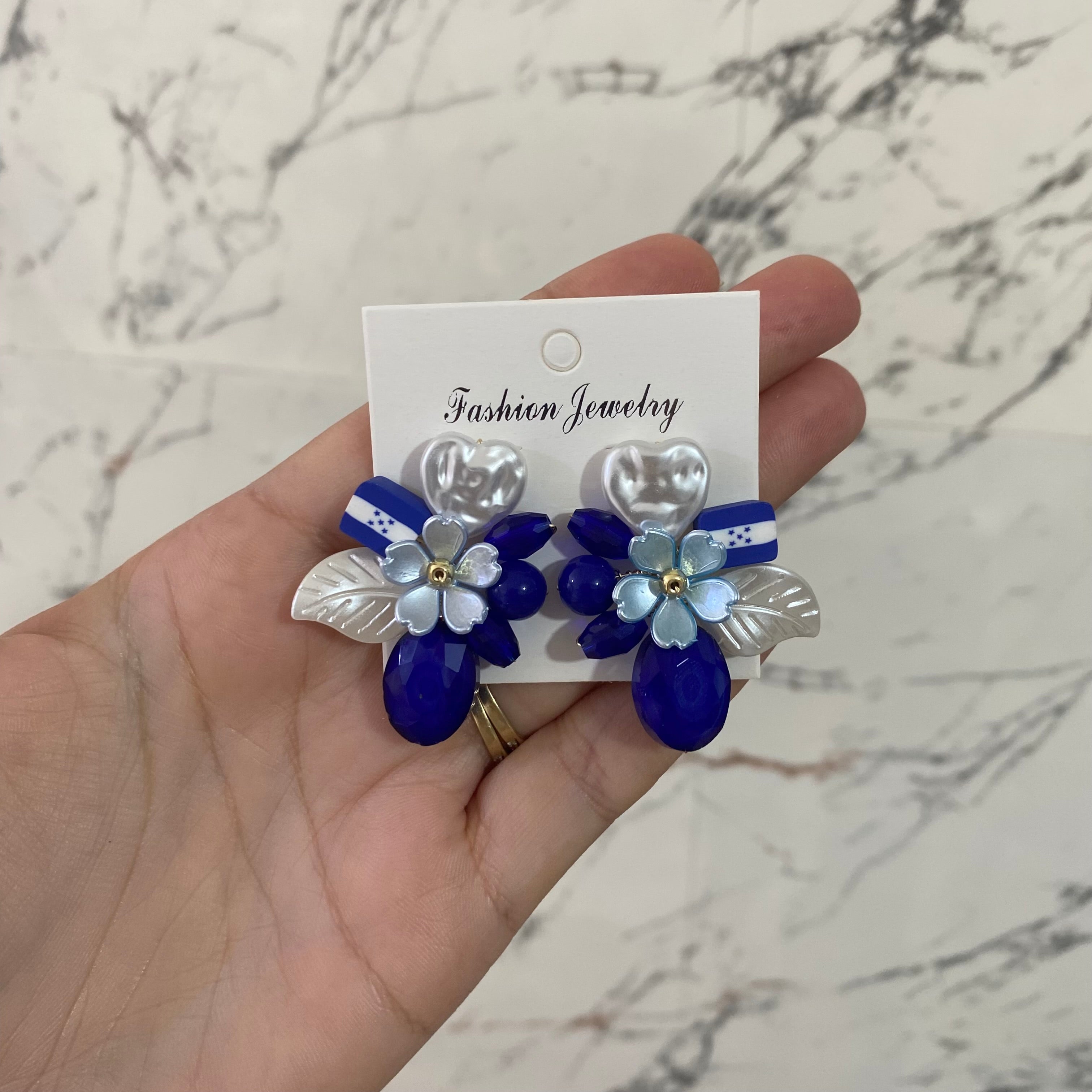 Aretes con bandera de Honduras