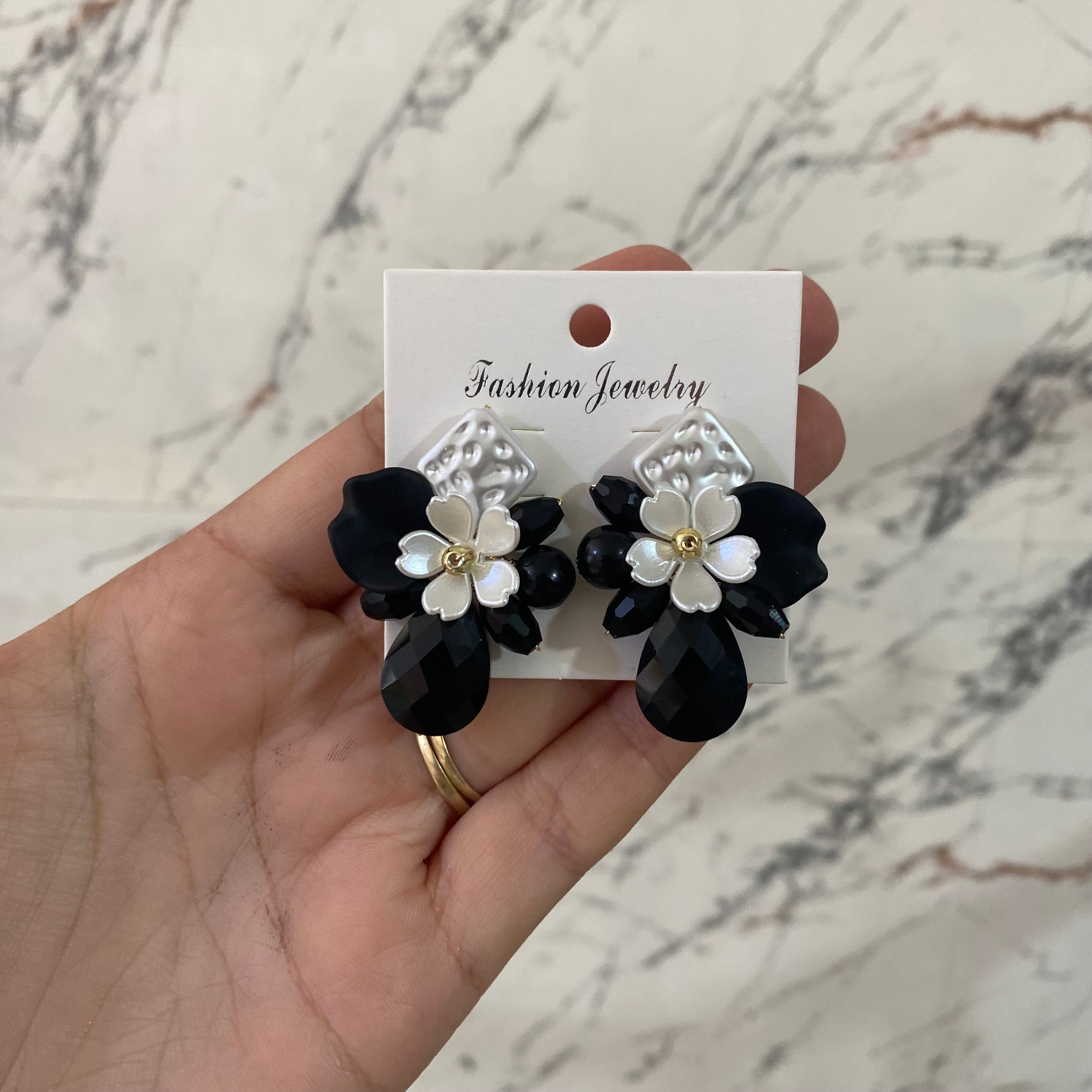 Aretes medianos