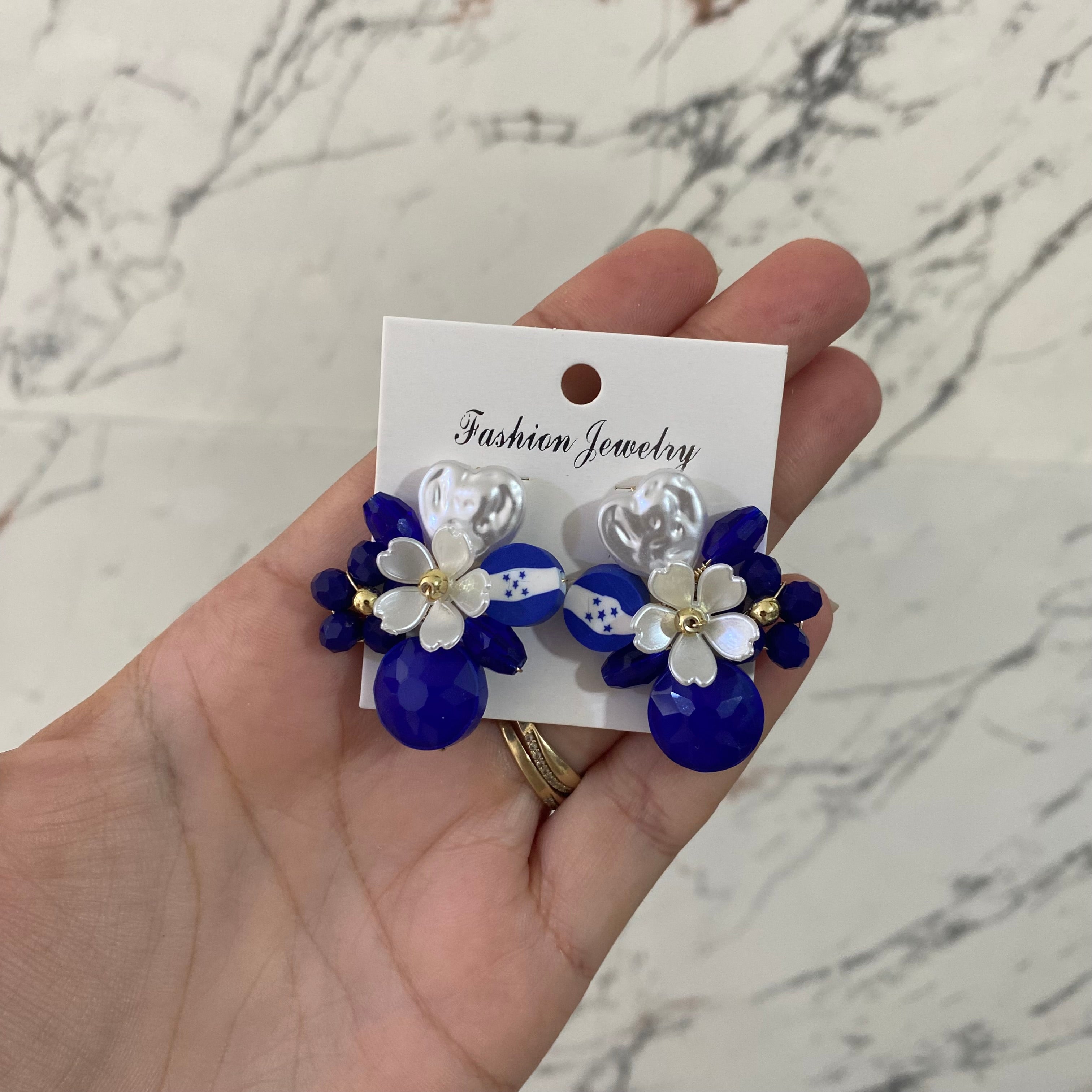 Aretes con bandera de Honduras