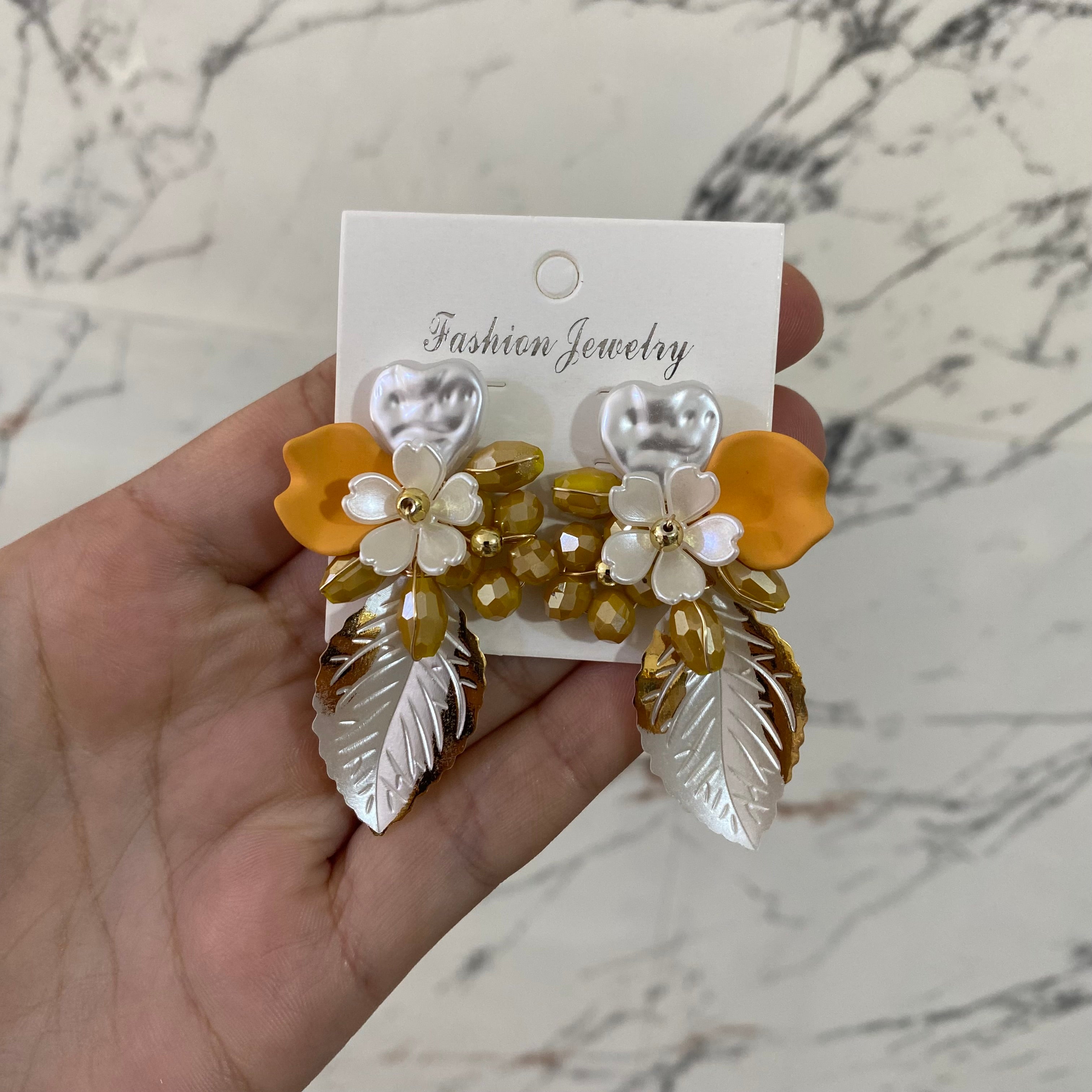 Aretes grandes