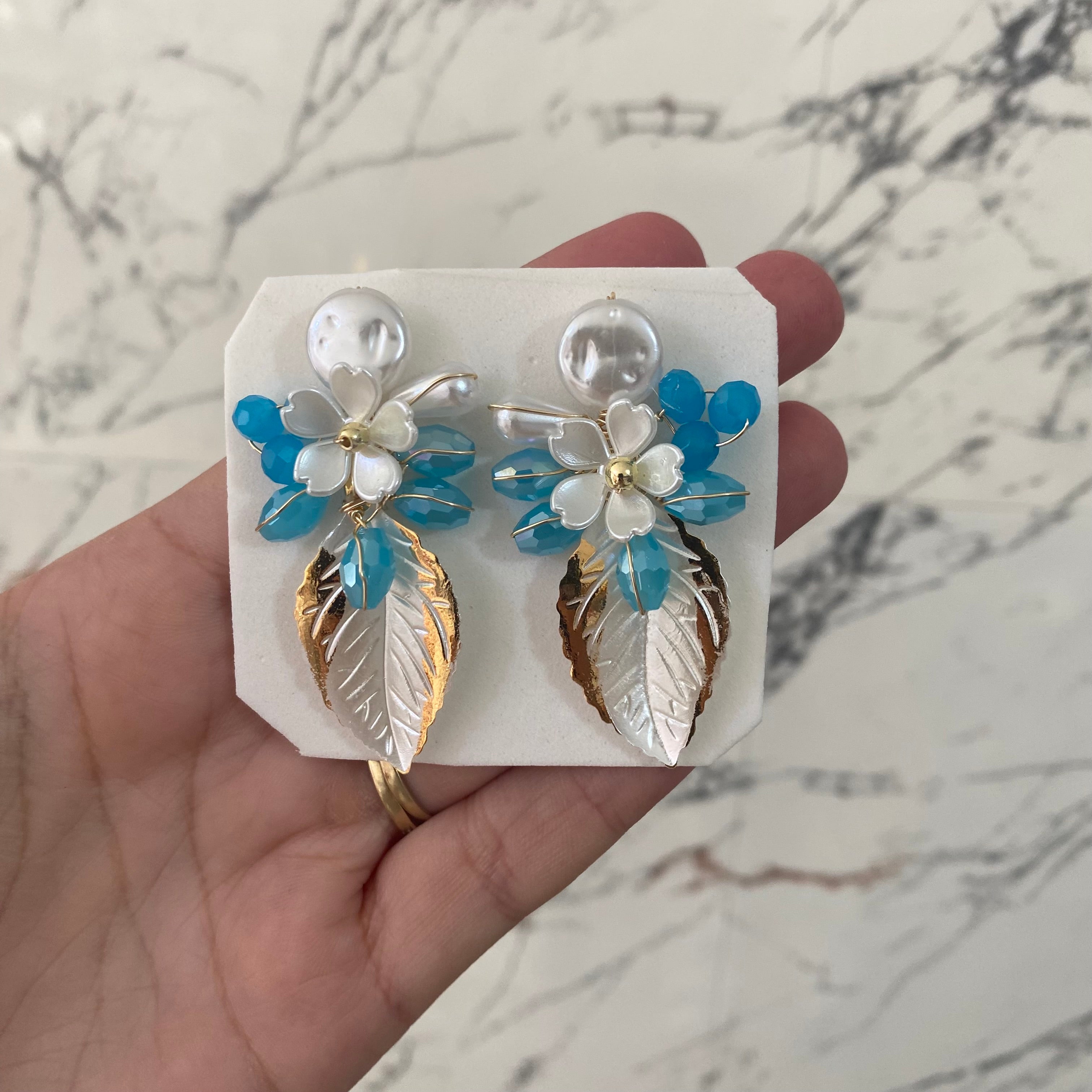 Aretes grandes