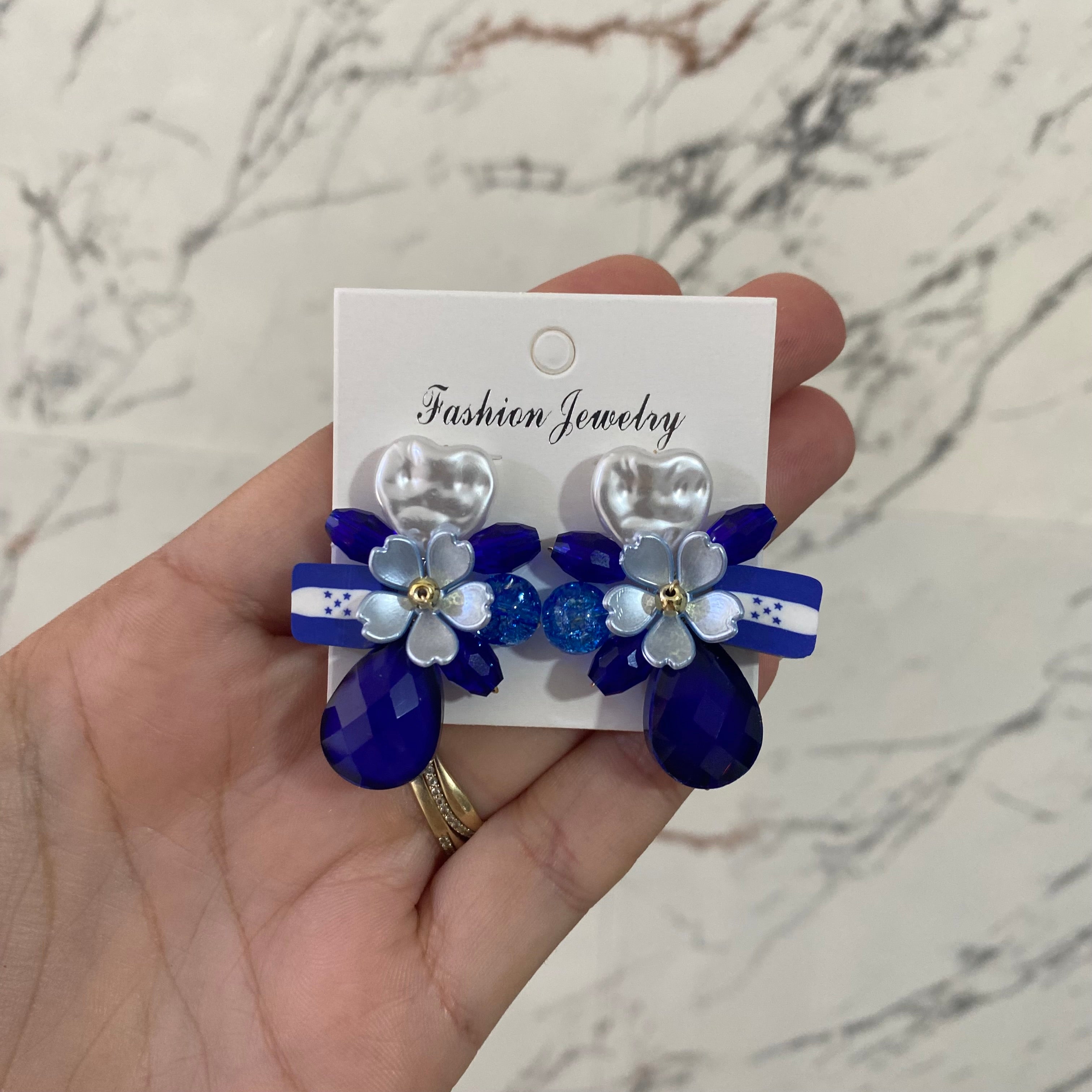 Aretes con bandera de Honduras