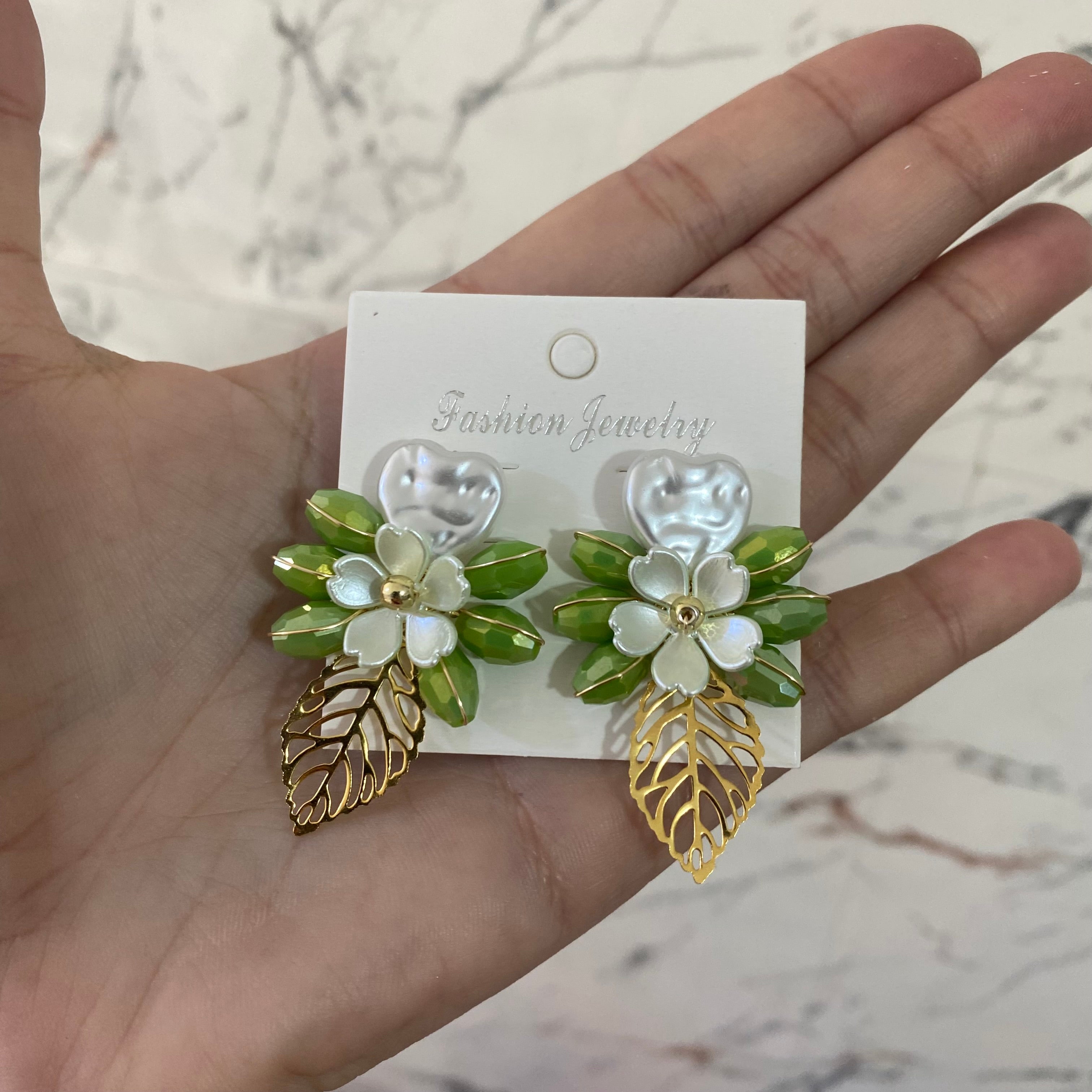Aretes con Hoja